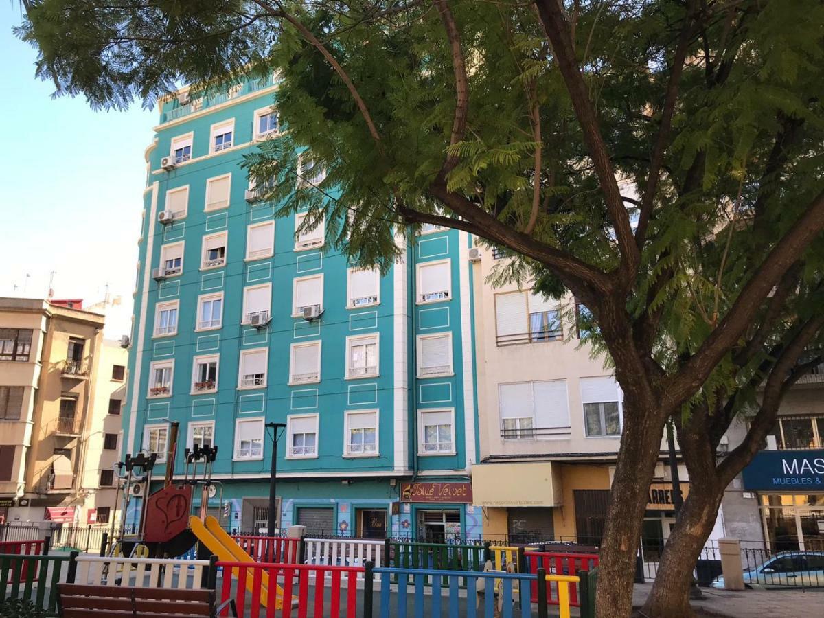 La Casa De Los Espejos 알리칸테 외부 사진